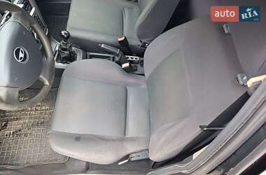 Седан Daewoo Nexia 2012 в 