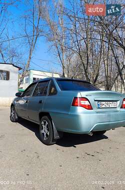 Седан Daewoo Nexia 2009 в 
