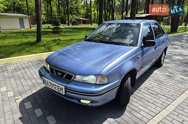 Седан Daewoo Nexia 2007 в Шепетівці