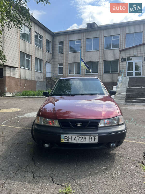 Седан Daewoo Nexia 2008 в Ольшанке