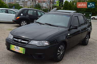 Седан Daewoo Nexia 2008 в 