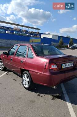 Седан Daewoo Nexia 2011 в 