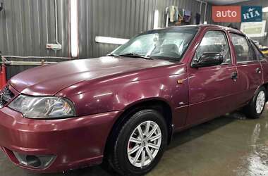 Седан Daewoo Nexia 2010 в Киеве