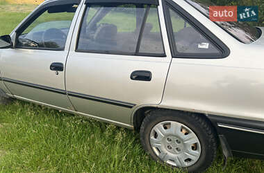 Седан Daewoo Nexia 2007 в 