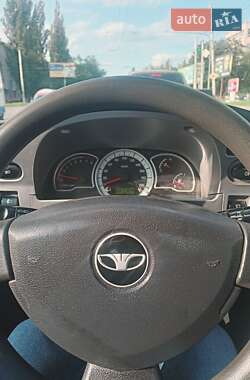 Седан Daewoo Nexia 2011 в 