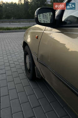 Седан Daewoo Nexia 2008 в 