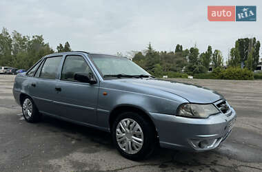Седан Daewoo Nexia 2012 в Черноморске