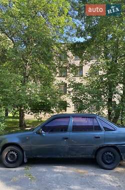 Седан Daewoo Nexia 1996 в 