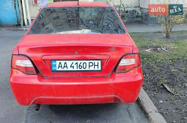 Седан Daewoo Nexia 2012 в 