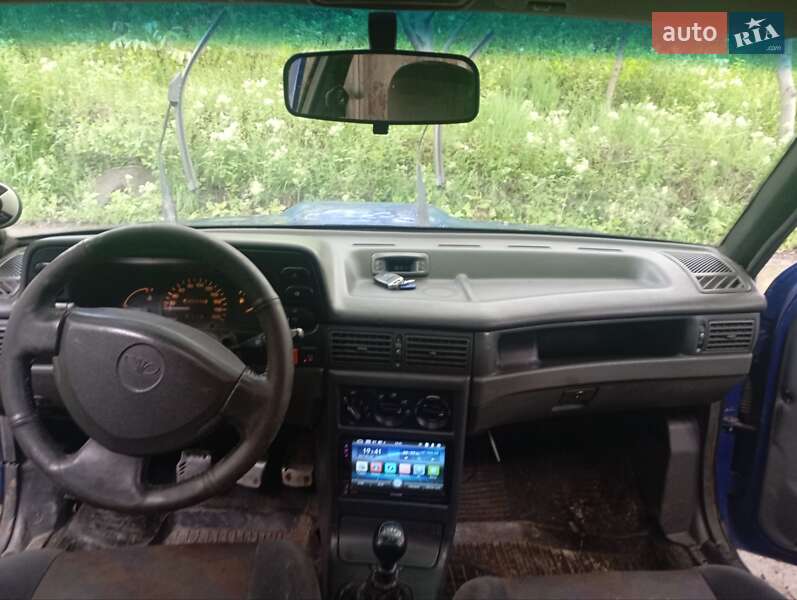 Седан Daewoo Nexia 2007 в Харькове