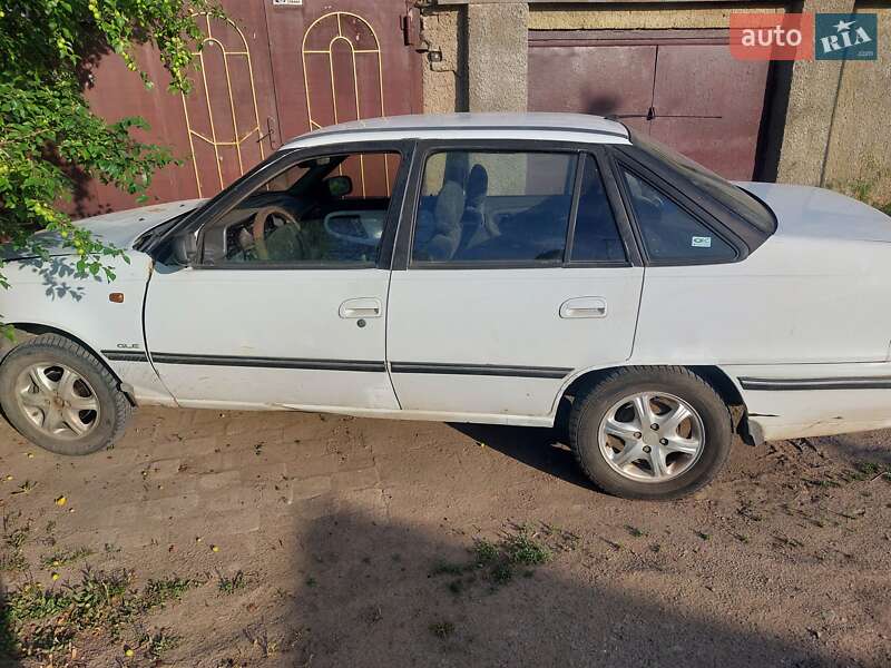 Седан Daewoo Nexia 2007 в Херсоне