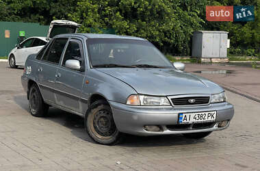 Седан Daewoo Nexia 1997 в Києві