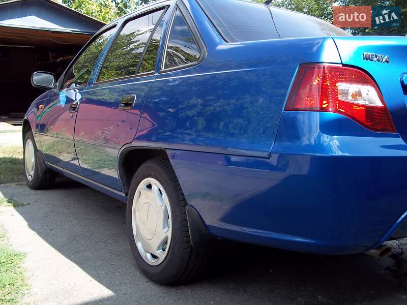 Седан Daewoo Nexia 2008 в Кривом Роге