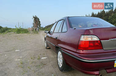 Седан Daewoo Nexia 2005 в 