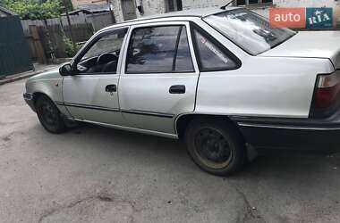 Седан Daewoo Nexia 2008 в 