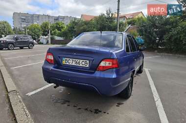 Седан Daewoo Nexia 2008 в 