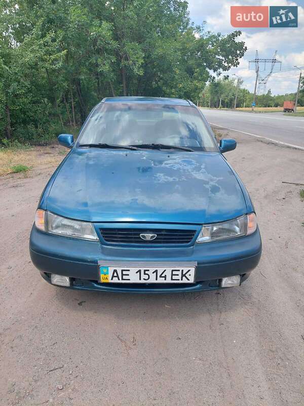 Седан Daewoo Nexia 1995 в Кривом Роге