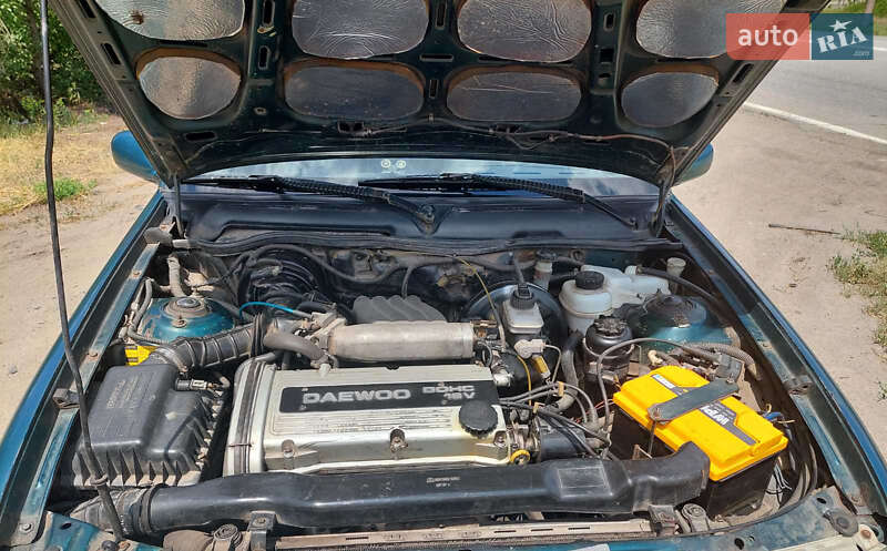 Седан Daewoo Nexia 1995 в Кривом Роге