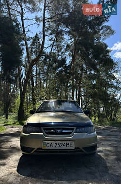 Седан Daewoo Nexia 2011 в 