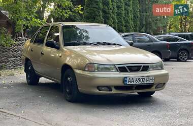 Седан Daewoo Nexia 2008 в 