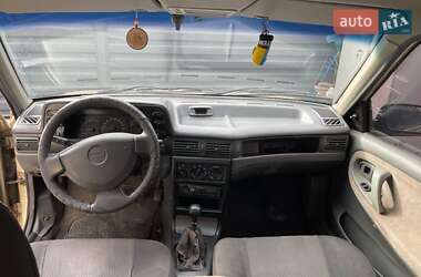 Седан Daewoo Nexia 2008 в 