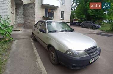 Седан Daewoo Nexia 2011 в Житомире