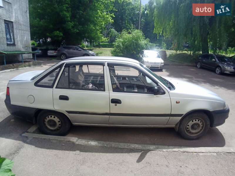 Седан Daewoo Nexia 2011 в Житомире