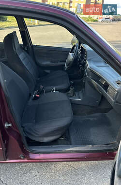 Седан Daewoo Nexia 2008 в 
