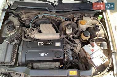 Седан Daewoo Nexia 2008 в 