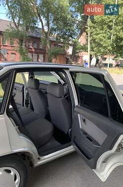Седан Daewoo Nexia 2008 в 