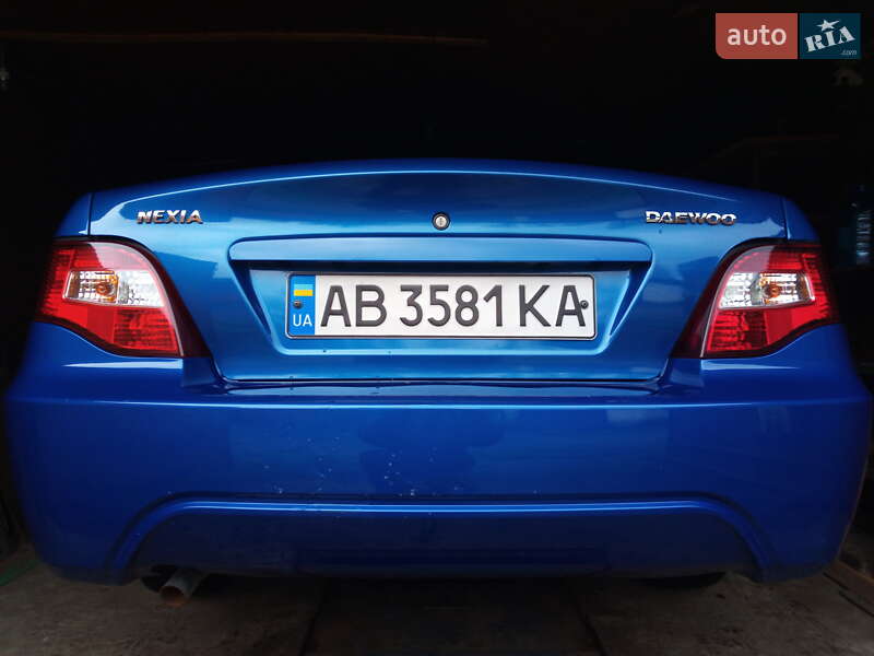 Седан Daewoo Nexia 2008 в 