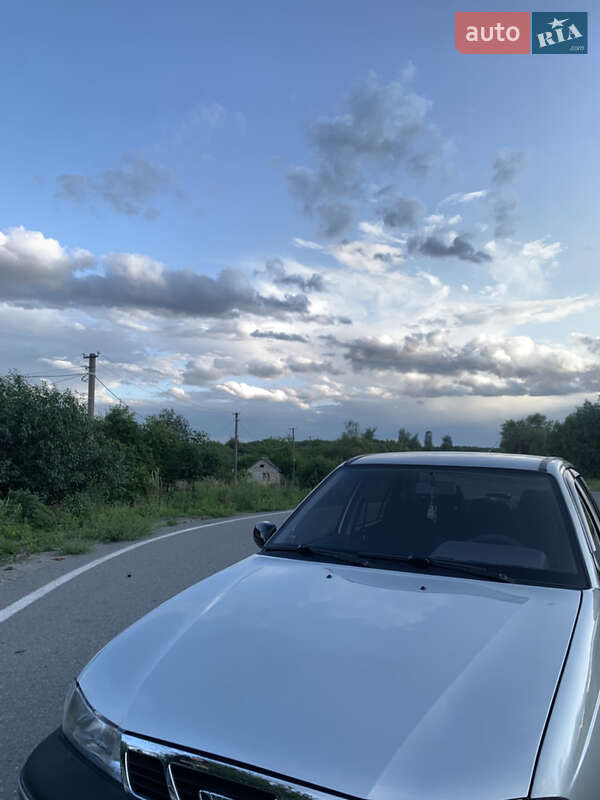Седан Daewoo Nexia 2008 в Чернигове