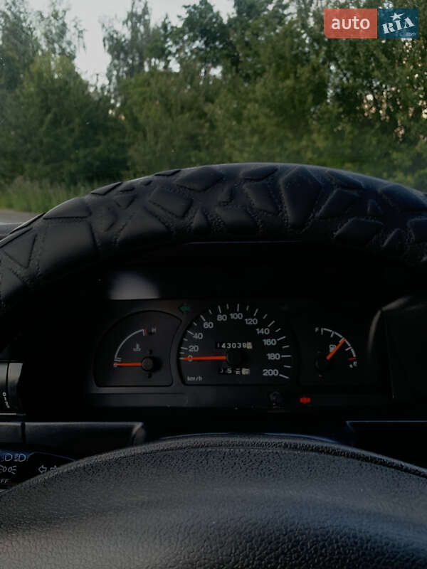 Седан Daewoo Nexia 2008 в Чернигове