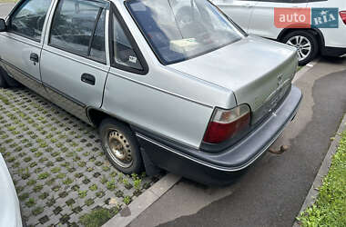 Седан Daewoo Nexia 2007 в 