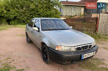 Седан Daewoo Nexia 2008 в Овруче