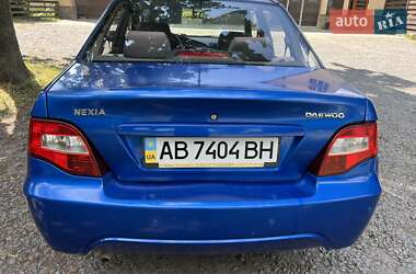 Седан Daewoo Nexia 2010 в 