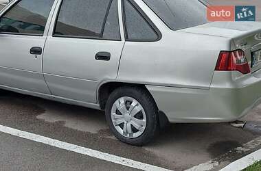 Седан Daewoo Nexia 2008 в 