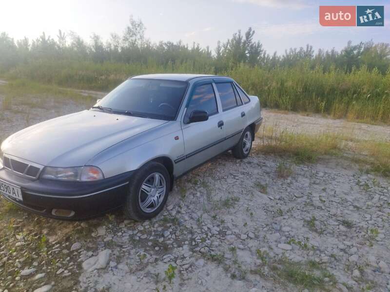 Седан Daewoo Nexia 2007 в Черновцах