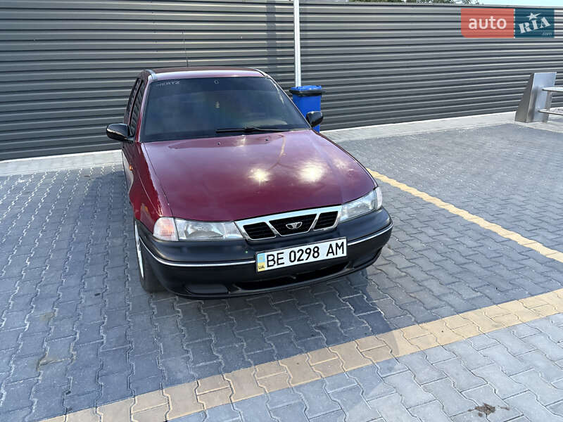 Седан Daewoo Nexia 2008 в Николаеве