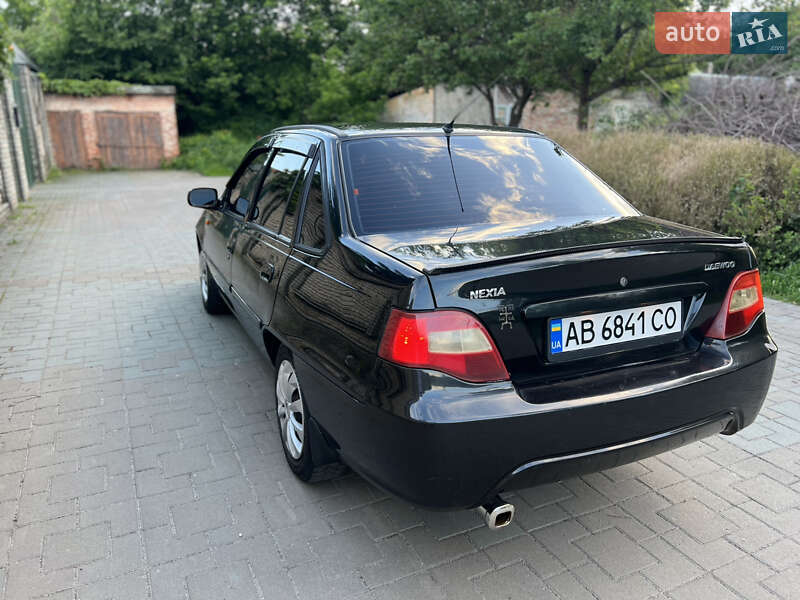 Седан Daewoo Nexia 2012 в Могилев-Подольске