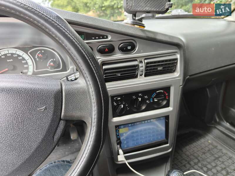 Седан Daewoo Nexia 2010 в Киеве фото 9 Седан Daewoo Nexia 2010 в Киеве