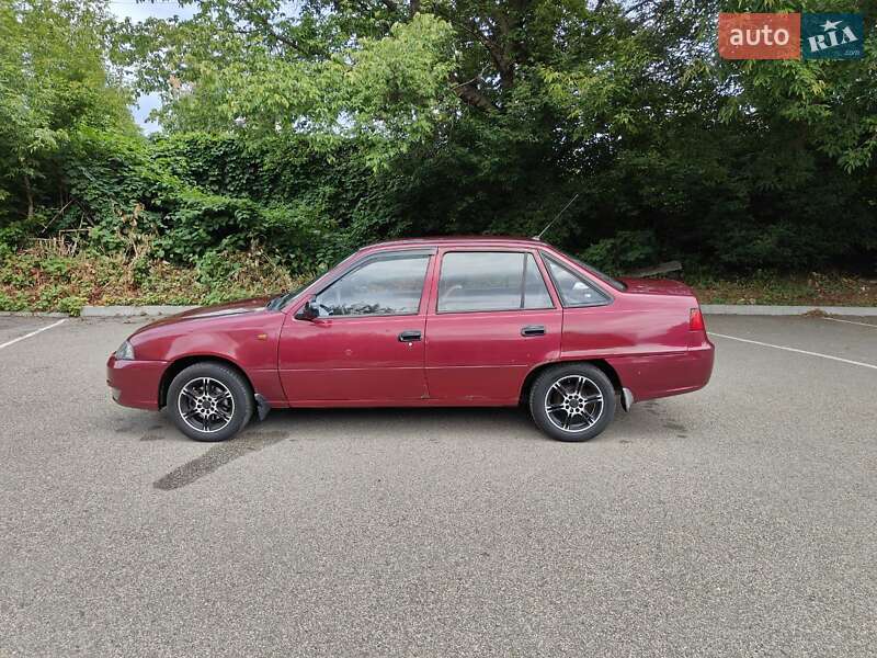 Седан Daewoo Nexia 2010 в Киеве фото 5 Седан Daewoo Nexia 2010 в Киеве