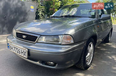 Седан Daewoo Nexia 1996 в Овідіополі