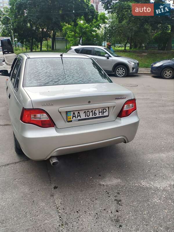 Седан Daewoo Nexia 2008 в Киеве фото 8 Седан Daewoo Nexia 2008 в Киеве
