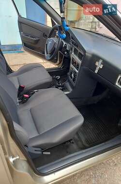 Седан Daewoo Nexia 2014 в 