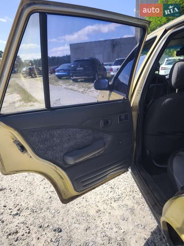 Седан Daewoo Nexia 2007 в Вараше