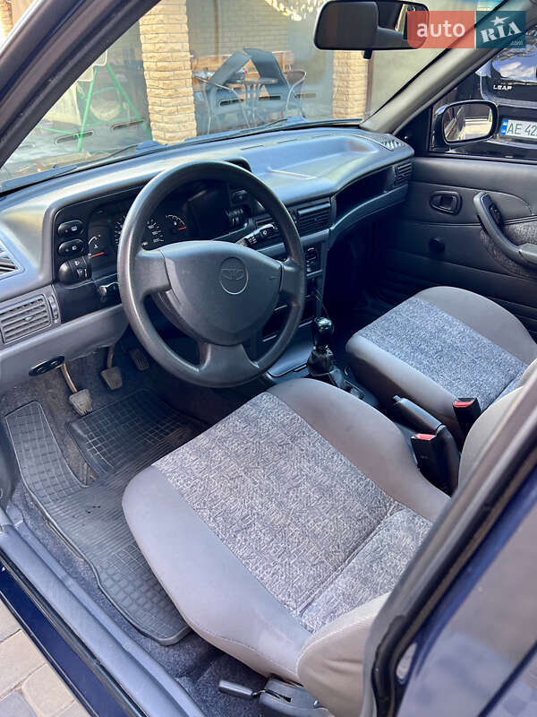 Седан Daewoo Nexia 2007 в Новомосковську