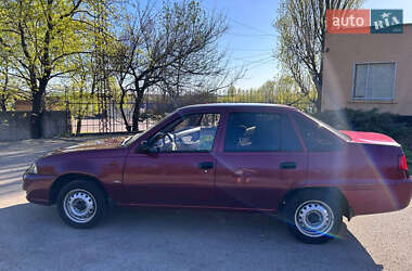 Седан Daewoo Nexia 2010 в 