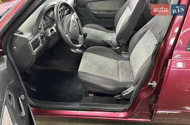 Седан Daewoo Nexia 2010 в 