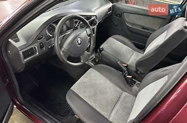Седан Daewoo Nexia 2010 в 